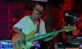 Bruno Quino  - Apprendre,Jouer Basse/Contrebasse