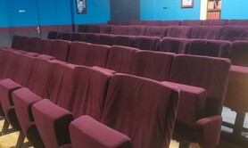 50 fauteuils de cinéma