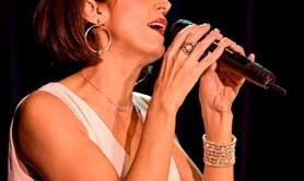 Hind - Chanteuse Franco-orientale 