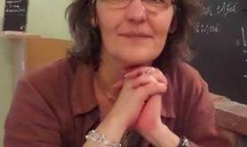 Josie - Dactylographie sur machine  à écrire