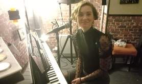 Prisca - Chanteuse/Pianiste