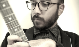 OLIVER SWING - Musicien jazz solo (Voix-Guitare)