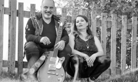 Lovely Storm - Duo électrique et/ou acoustique une chanteuse un guitariste