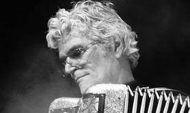 Guy NAVARRO - Accordeoniste, pianiste, chanteur