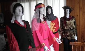 Costumes du Moyen Age