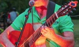 Richard Palomo - Cours de guitare, Ukulélé, chant