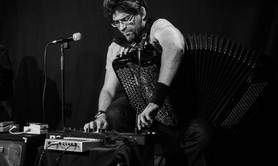 MAXIME PERRIN - musicien tous terrains