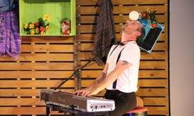 Cie J'ai Balles Aux Mains - Bienvenue chez moi