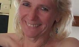 Violaine Guénec - Chanteuse , sculptrice sur ballons et maquilleuse profession