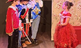 A La Folie Théâtre - COURS DE THEATRE 7 9 ANS DANS UN VRAI THEATRE