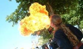 Cie Kanahi - Déambulations, Magie, Cracheurs de feu