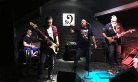 KEYRAWZEN - Un groupe de musiciens à vous couper le souffle
