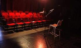 Salle de théâtre équipée