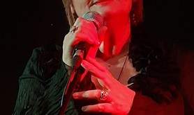 Christine C.F - présente