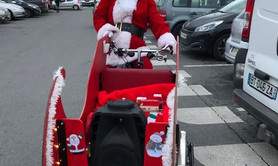 LOCATION LE TRAINEAU DU PERE NOEL SUR TRIPORTEUR