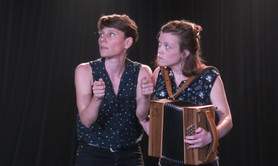 Noémie Trufaut et Carmen Leroy - Ma Grand-mère est Mythologiste