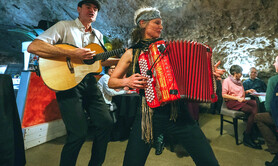 Cours Toujours - chansons vitaminées et digressions swing !