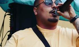 Stréyah - World musique passionné showman diffuseur d'ondes positives