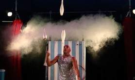 A Balles et Bulles - Spectacles de cirque