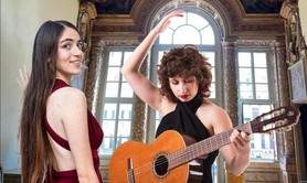 Estra Duo: voix et guitare