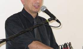 musicien-chanteur animations propose services