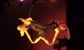 Cirkadance  - École et compagnie de nouveau cirque et pôle dance 