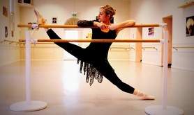 A la Pointe de la Danse - Cours de danse classique, et renforcement musculaire 