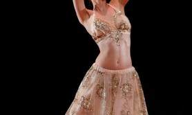 Elaïs Livingston - Cours de danse Tribal Fusion 