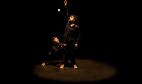 Cie les Invendus - Accroche-toi si tu peux