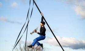 Les Cieux Galvanisés - Cuivre & Caoutchouc - Mât chinois, trompette et facéties