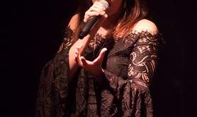 Mélanie D'iss - Chanteuse de variété française