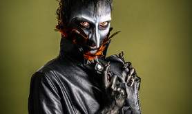 July KENT - Artiste maquilleuse coiffeuse professionnelle 