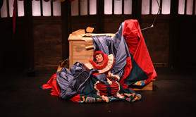 LA CONFÉRENCE ÉBOURIFFÉE