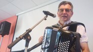 Bertrand BUGEL - Chanteur pianiste accordéoniste animateur 