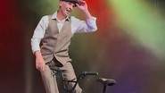 Johnny Alone - Spectacle cycles et humour