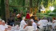 Mymi Rose quartet - Swing Ligérien - LAISSEZ VOUS PIQUER PAR LA CHANTEUSE MYMI ROSE.