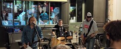 Spark in The Hood - Power Trio