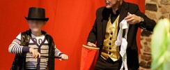 SIMON LE MAGICIEN - SC MAGIC SHOW - Spectacle de magie à domicile pour enfants et adultes