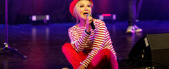 CORINNE -  chante FRANCE GALL