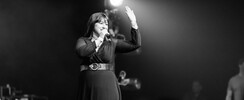 Sara Wenn - Chanteuse variété pop rock et Animatrice Karaoké