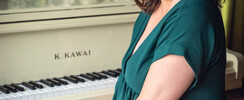 Emilie LLAMAS - Chanteuse, auteure-compositrice - Concerts