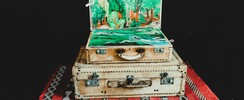 Cie La Main à la pâte - Tine,les chaussettes rouges/conte marionettique et illustré