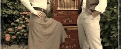le Zinzin - Duo de chansons théâtrales et mouvementées à l'orgue de Barbarie
