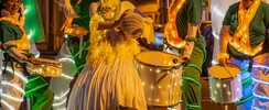 Batucada Lumineuse - tambours lumineux / danseuses lumineuses