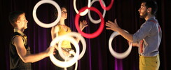 La Troupe au Carré - Bouillon Cubes - Spectacle de Cirque