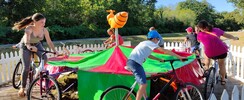 Le manège écochenille - Le manège à sensations écolo pour les ados !
