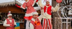 Les Frères du Mystère-Déambulation - Les Zinzins Acidulés (échassiers, musiciens, jongleur…)