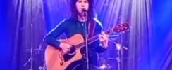 Cel'in Folk - Chanteuse guitariste-ukuléliste-stomp box