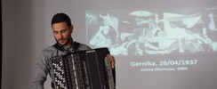 Adriano M - cours d'accordeon chromatique 