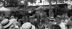 Ténor à bretelles - Chansons interactives, Françaises, Italiennes, opérette.